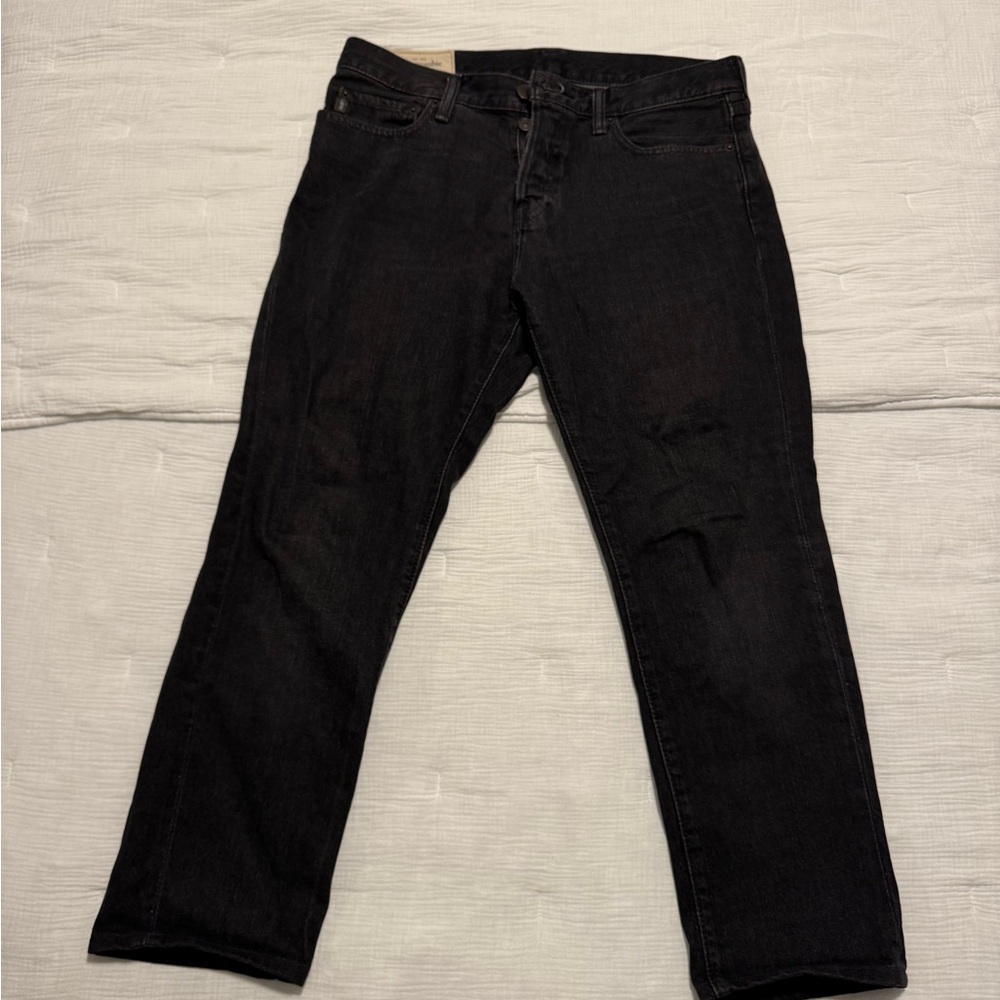 Classic Black Men's Jeans